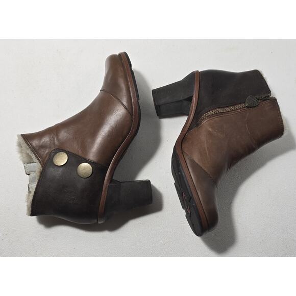 Timberland Irina Brigade Chelsea Ankle Boots Smooth/Nubuck Leather Zip Sz 8.5 - Picture 6 of 11